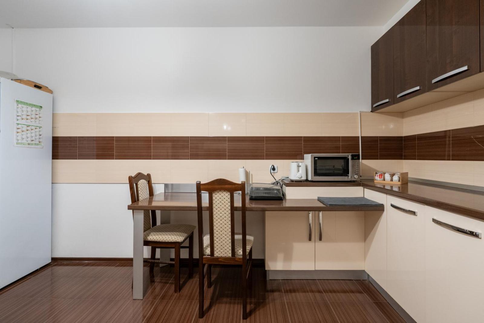 Farawayhomes Aparthotel Near Vienna Airport - Anytime Self Check-In 브루크 안 데어 라이타 외부 사진