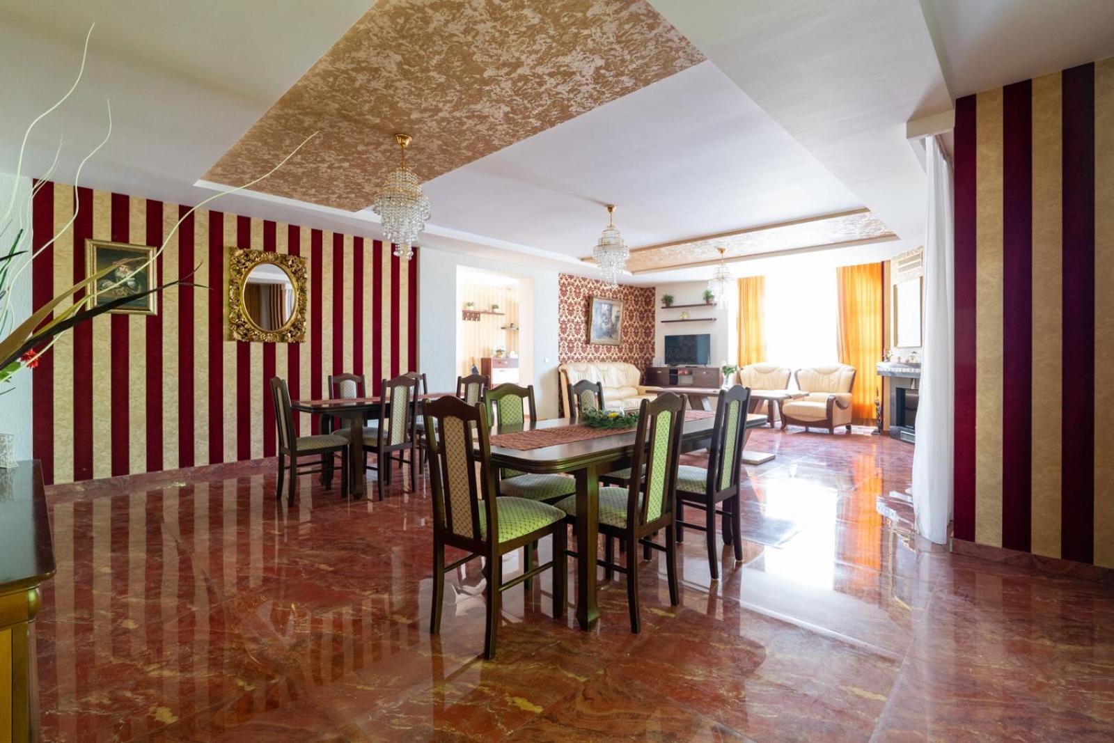 Farawayhomes Aparthotel Near Vienna Airport - Anytime Self Check-In 브루크 안 데어 라이타 외부 사진