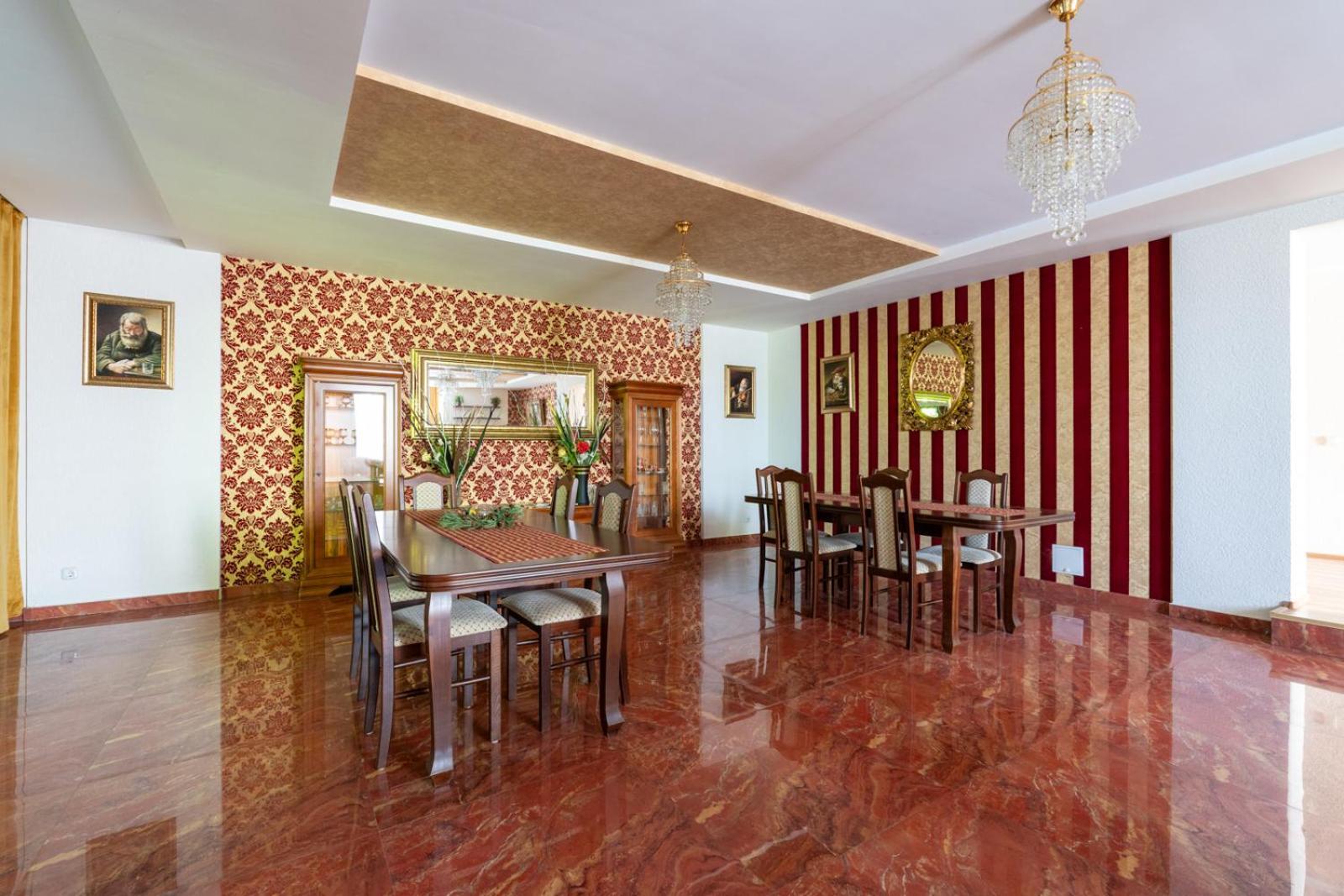 Farawayhomes Aparthotel Near Vienna Airport - Anytime Self Check-In 브루크 안 데어 라이타 외부 사진