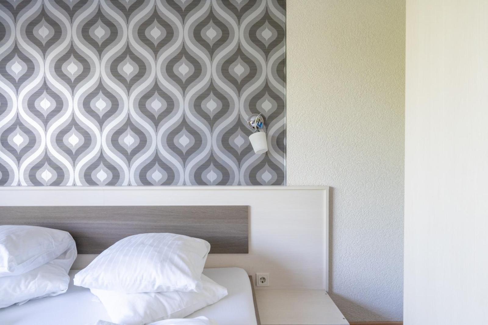 Farawayhomes Aparthotel Near Vienna Airport - Anytime Self Check-In 브루크 안 데어 라이타 외부 사진