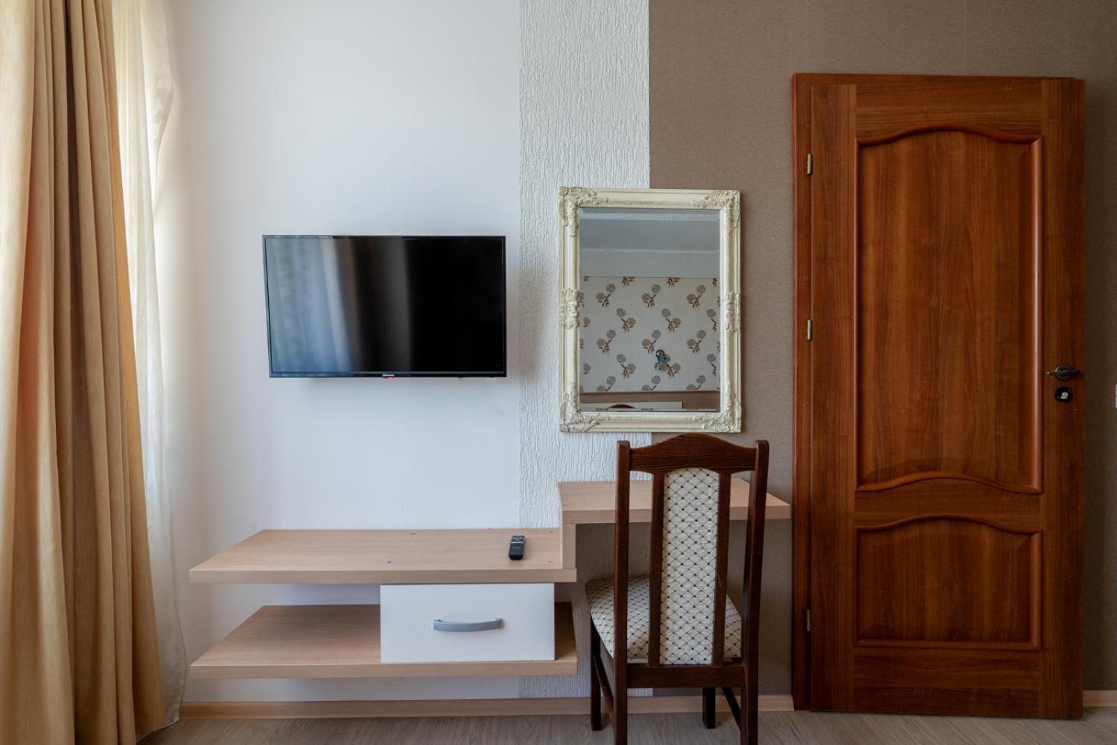 Farawayhomes Aparthotel Near Vienna Airport - Anytime Self Check-In 브루크 안 데어 라이타 외부 사진