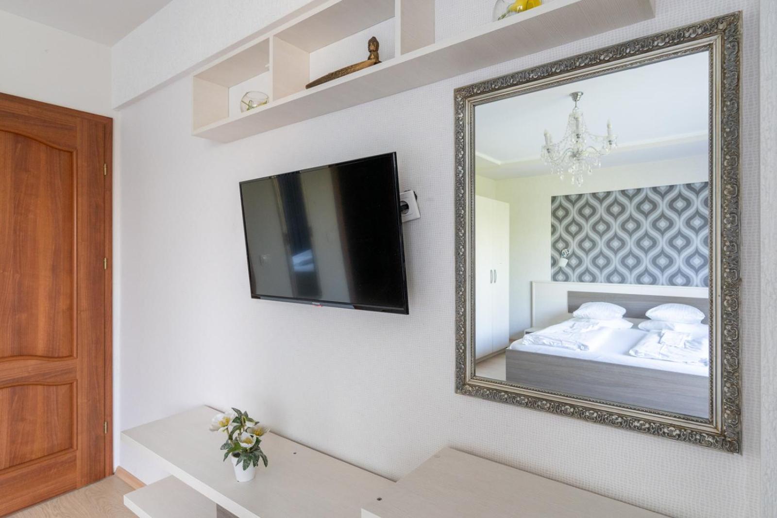 Farawayhomes Aparthotel Near Vienna Airport - Anytime Self Check-In 브루크 안 데어 라이타 외부 사진