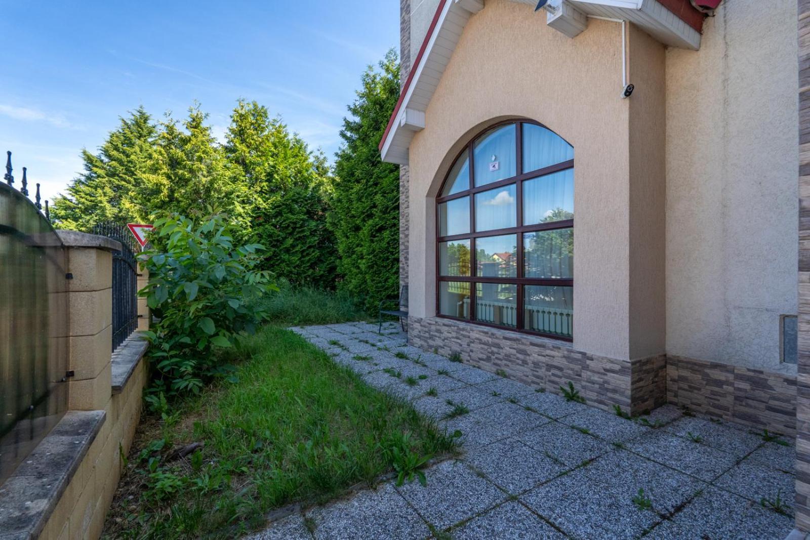 Farawayhomes Aparthotel Near Vienna Airport - Anytime Self Check-In 브루크 안 데어 라이타 외부 사진